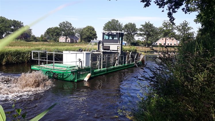 Maaiboot Oranjekanaal