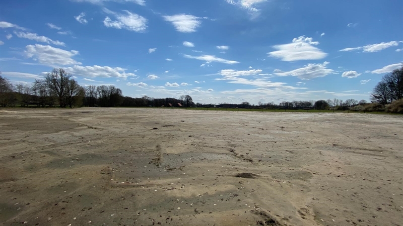 Kloosterhuizenbeek met retentiegebied