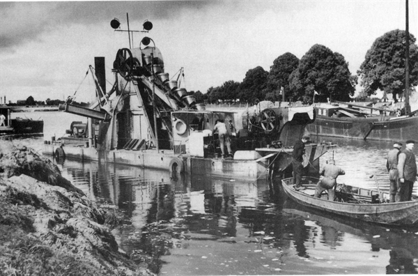 Werken aan de Vecht rond 1930