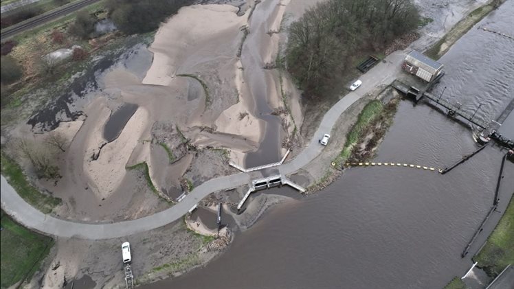 Hoogwater bij Vechtrijk Gramsbergen