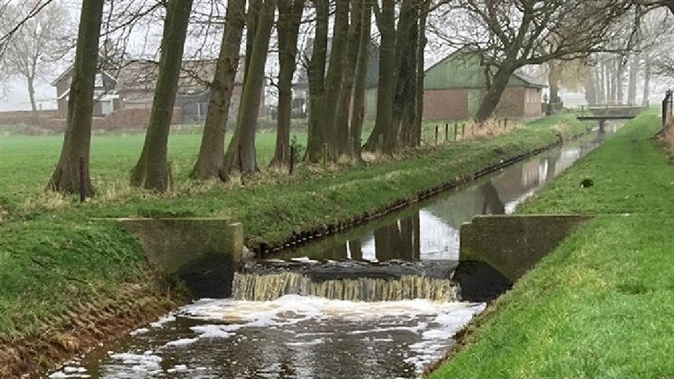 stuw Middensloot