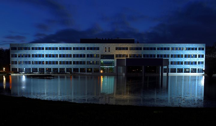 Kantoor in de nacht - fotograaf Hr Spoler