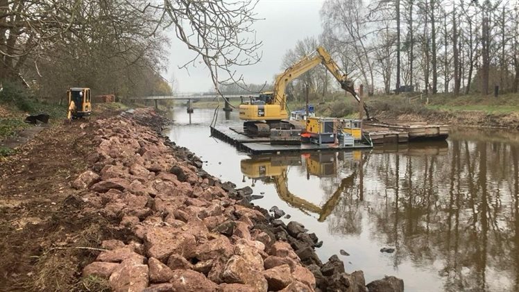 Herstel oever Beneden Regge