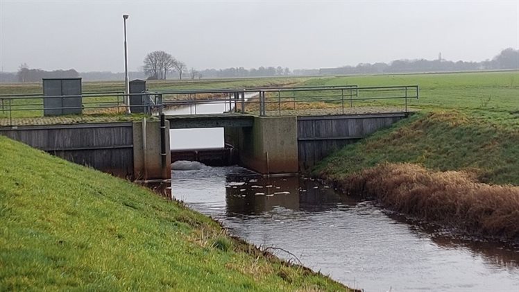 stuw waar vislift geplaatst wordt