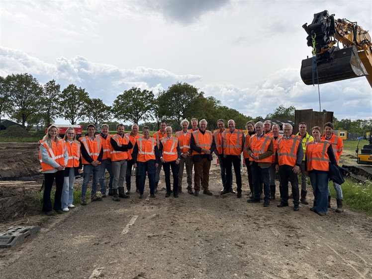Groepsfoto projectbezoek DIWA_19052026